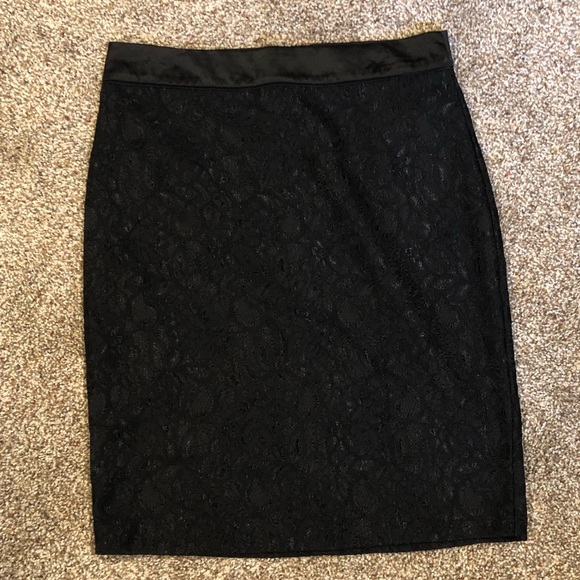 Forever 21 Dresses & Skirts - 💝Forever 21 Skirt SIZE: Small